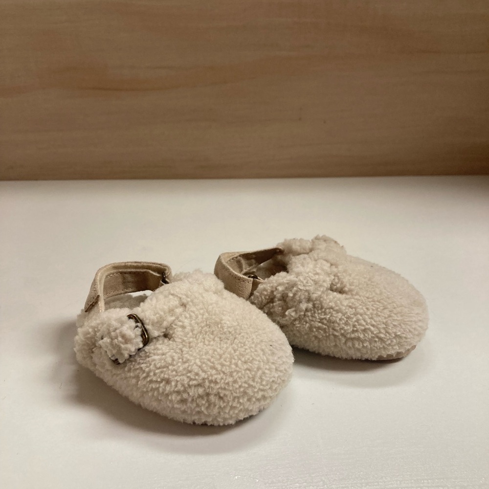 $14 ADD ON baby gap clogs 12-18M Zara Uggs Janie and Jack‎ Mini Boden Little Co.